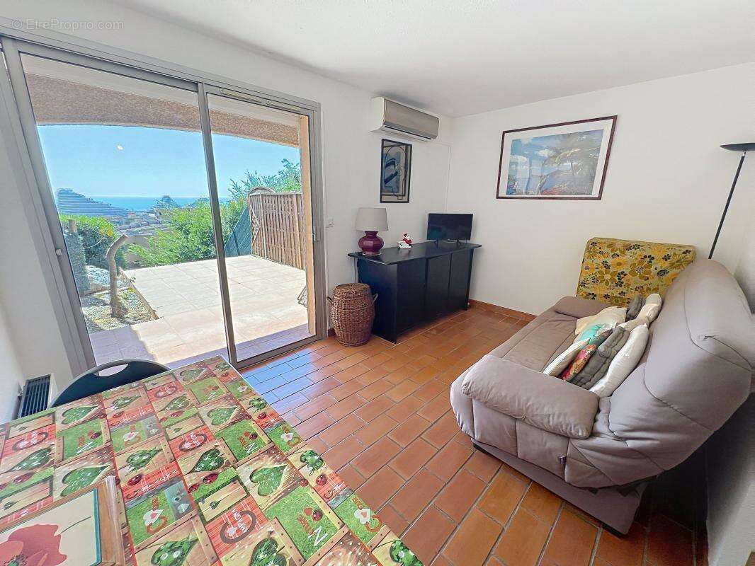 Appartement à VILLENEUVE-LOUBET