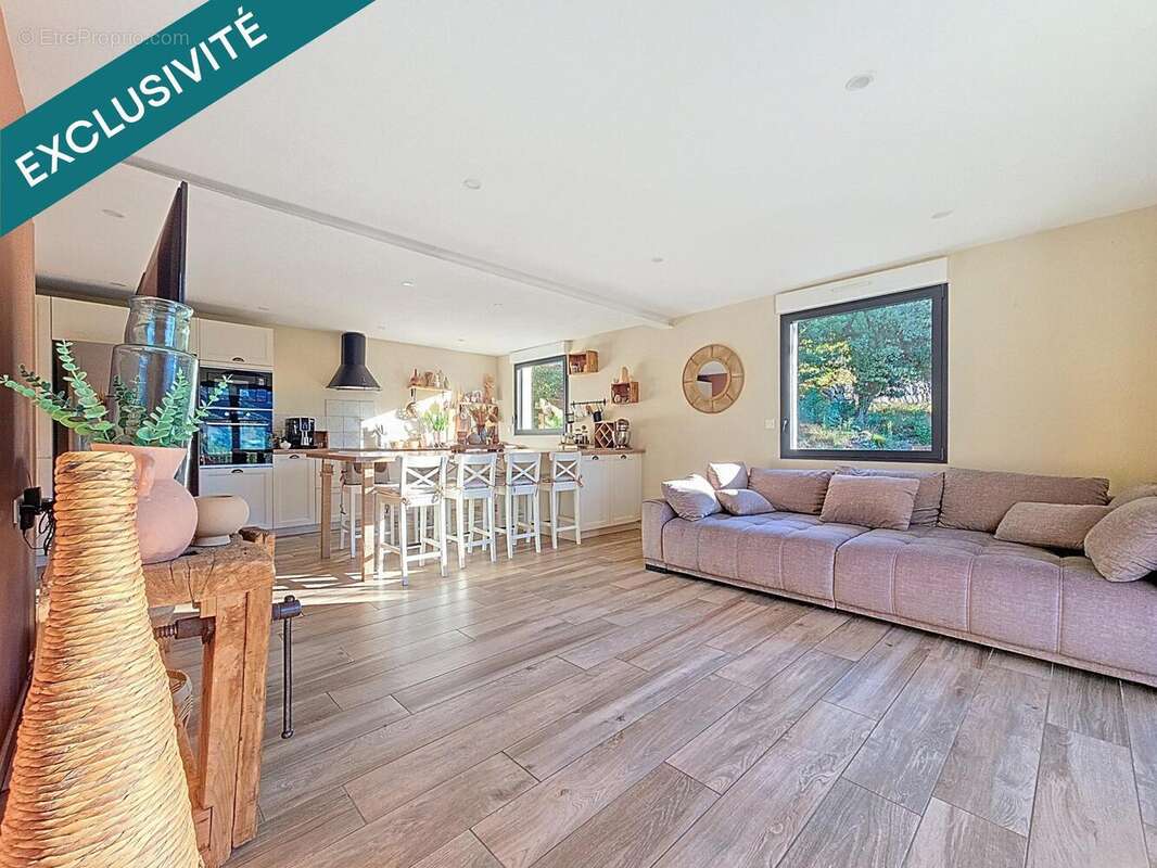 Photo 5 - Maison à COLOMBIERES-SUR-ORB