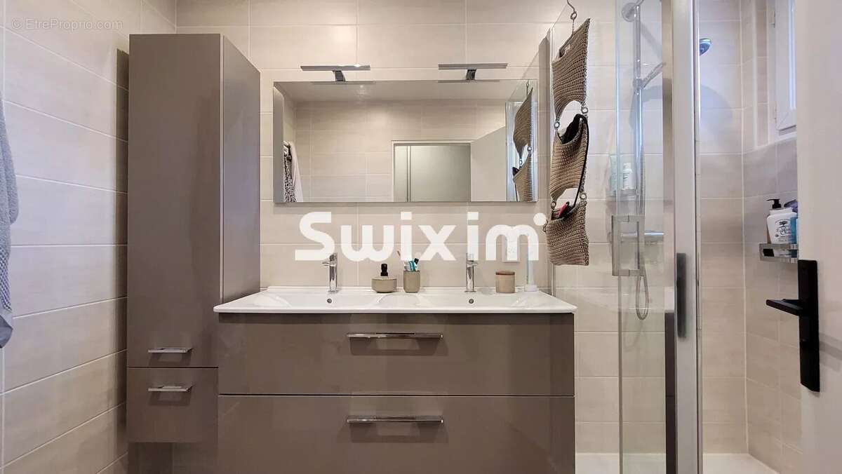 Appartement à LONS-LE-SAUNIER