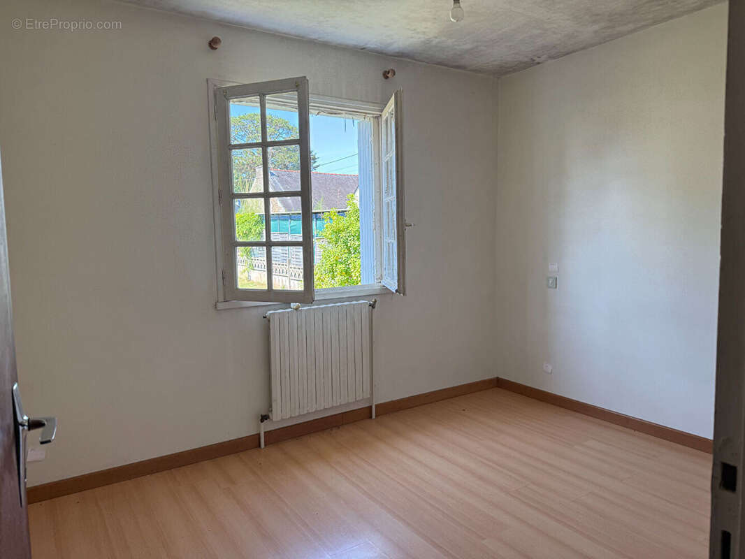 Maison à LOCMINE