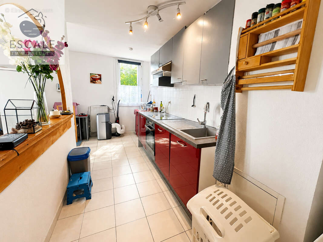 Vente type 3 + parking + garage en sus quartier chateau vert a sete - photo 12