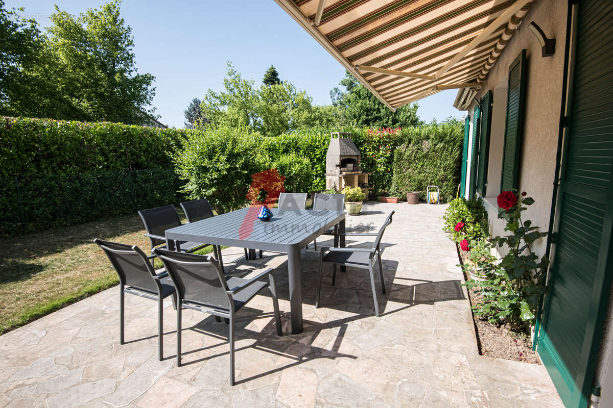 Maison à COURCOURONNES