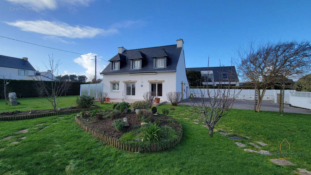 Maison à PLOUHARNEL