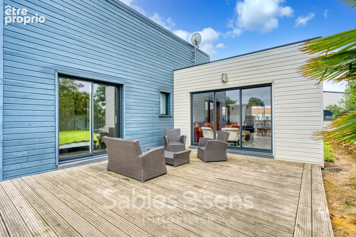 Photo Maison à Landevieille au prix de 381 000€