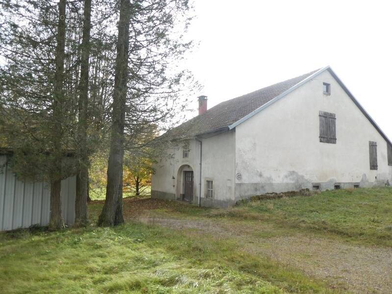Maison à LE THILLOT