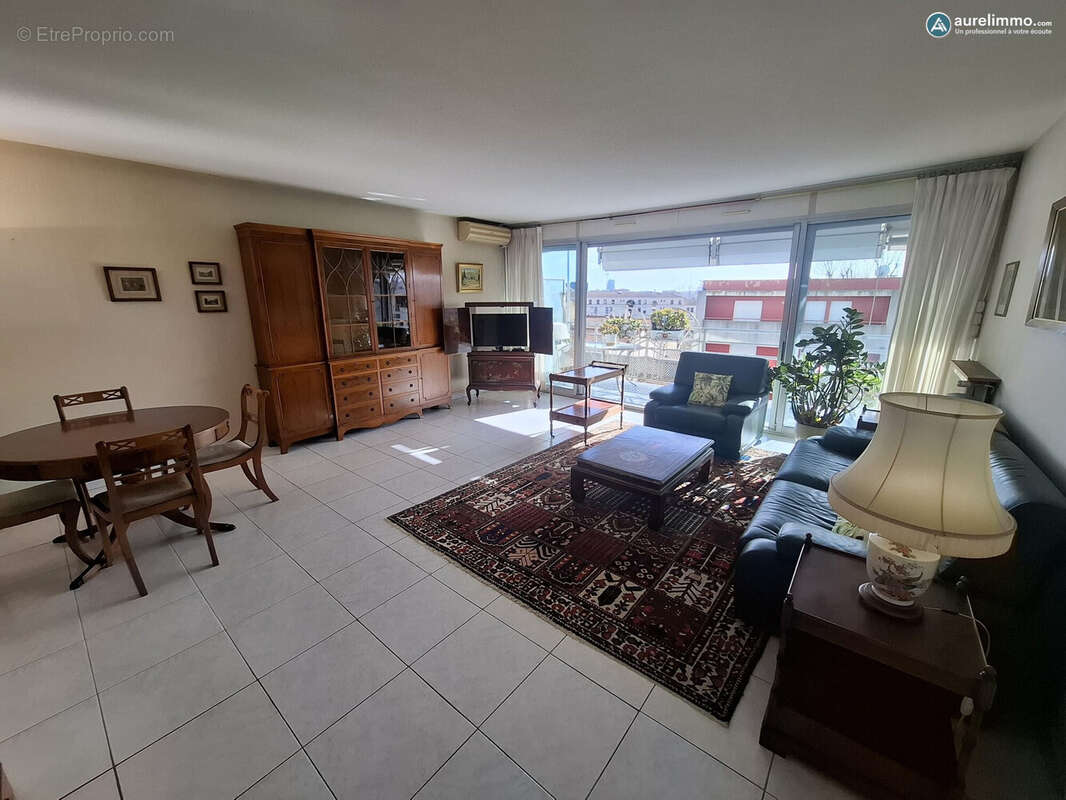 pièce de vie - Appartement à MONTPELLIER