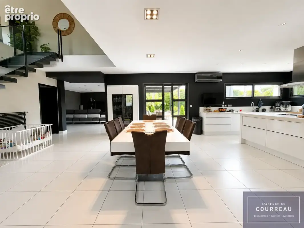 Maison F6 de 266 m2 sur une parcelle de 1 000 m2 - photo 8