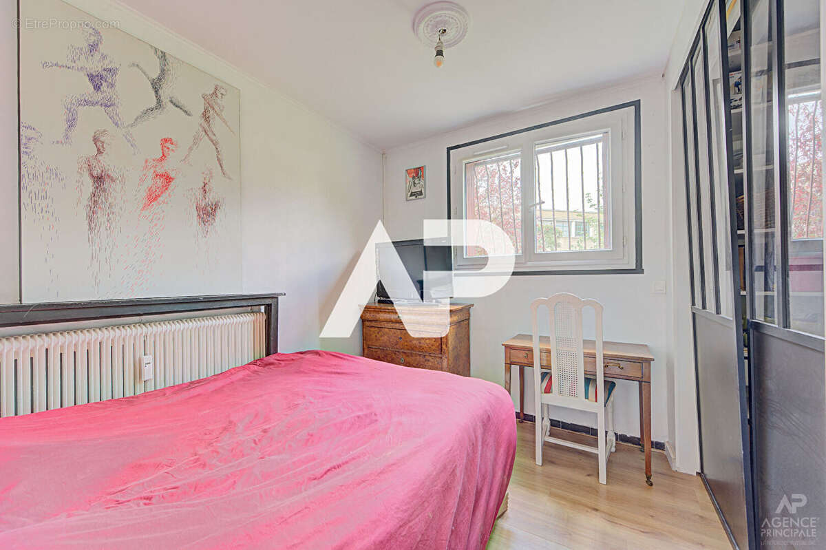 Appartement Rueil Malmaison 2 pièce(s) 60.91m2 - photo 5