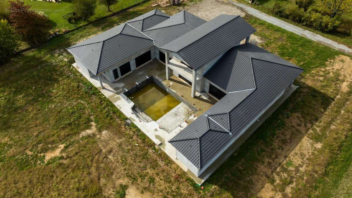 Maison à SAINT-LOUBES