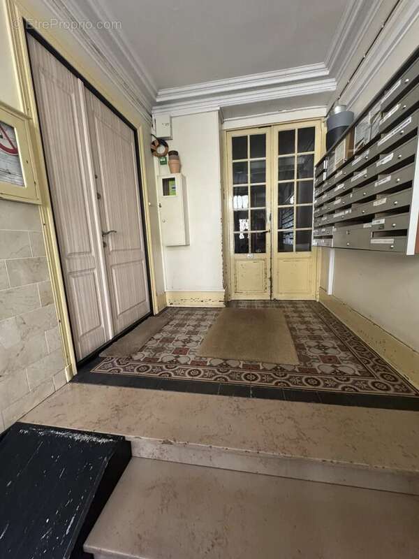 Appartement à PARIS-20E