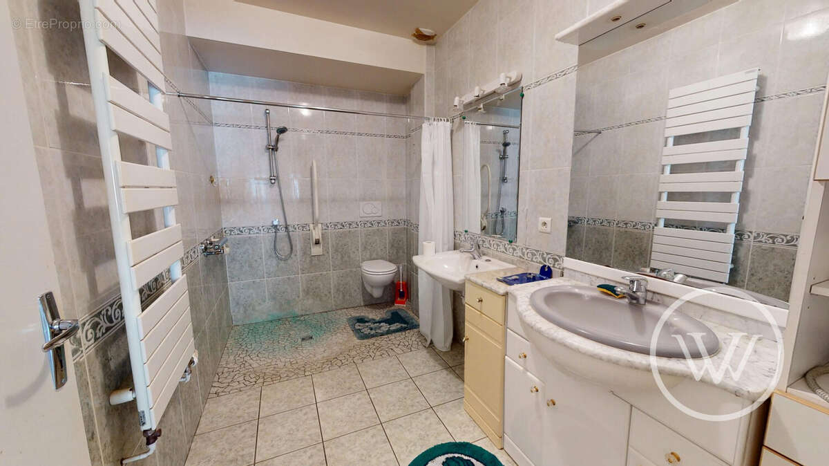 Appartement à RUREY