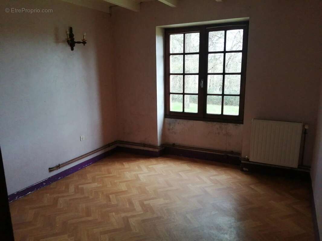 Maison à SAINT-LAURENT-DE-CERIS