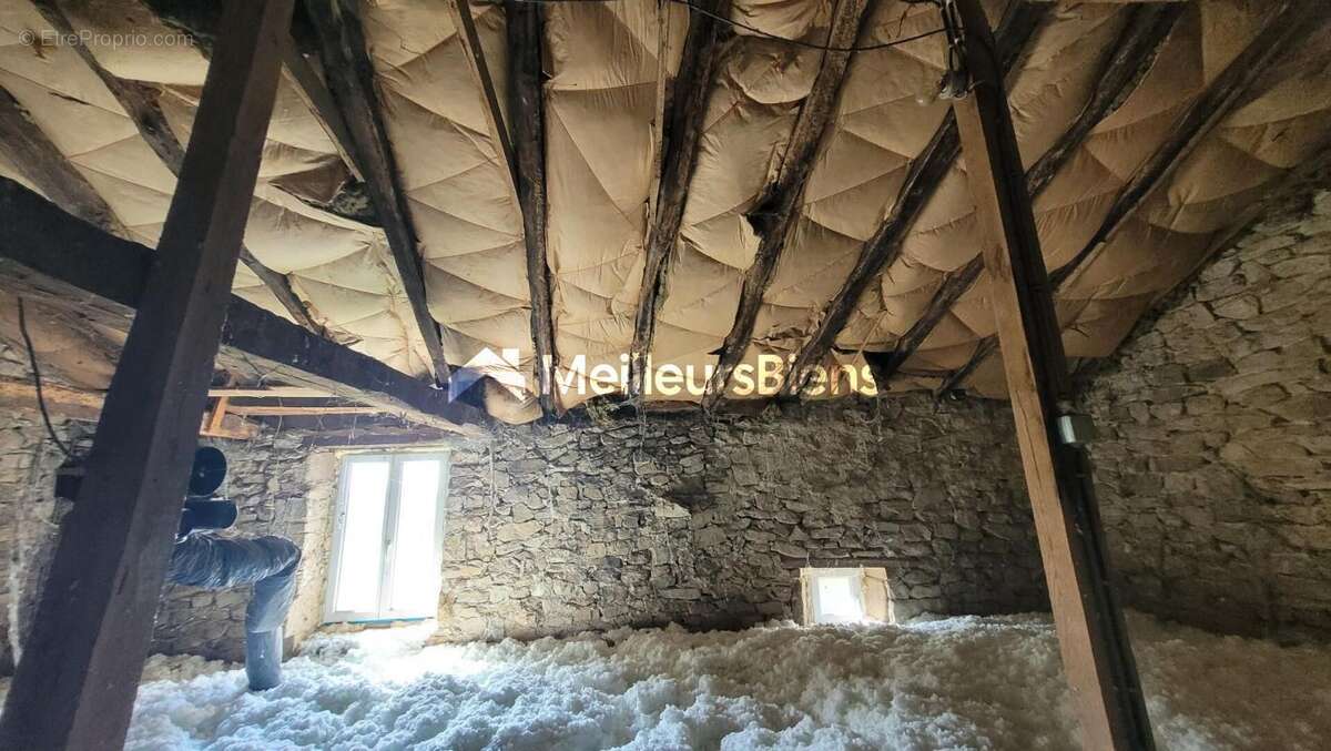 Maison à SOUSCEYRAC