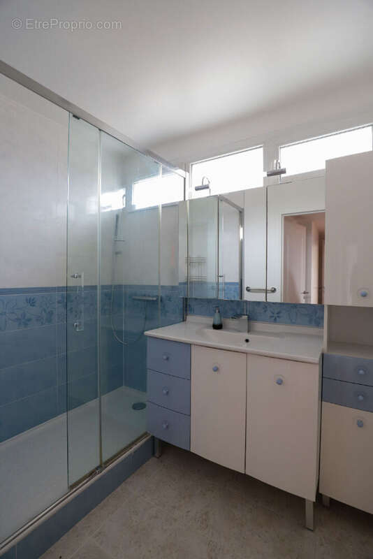 Appartement à CHATILLON