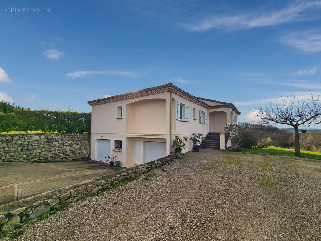 Maison à PAVIE