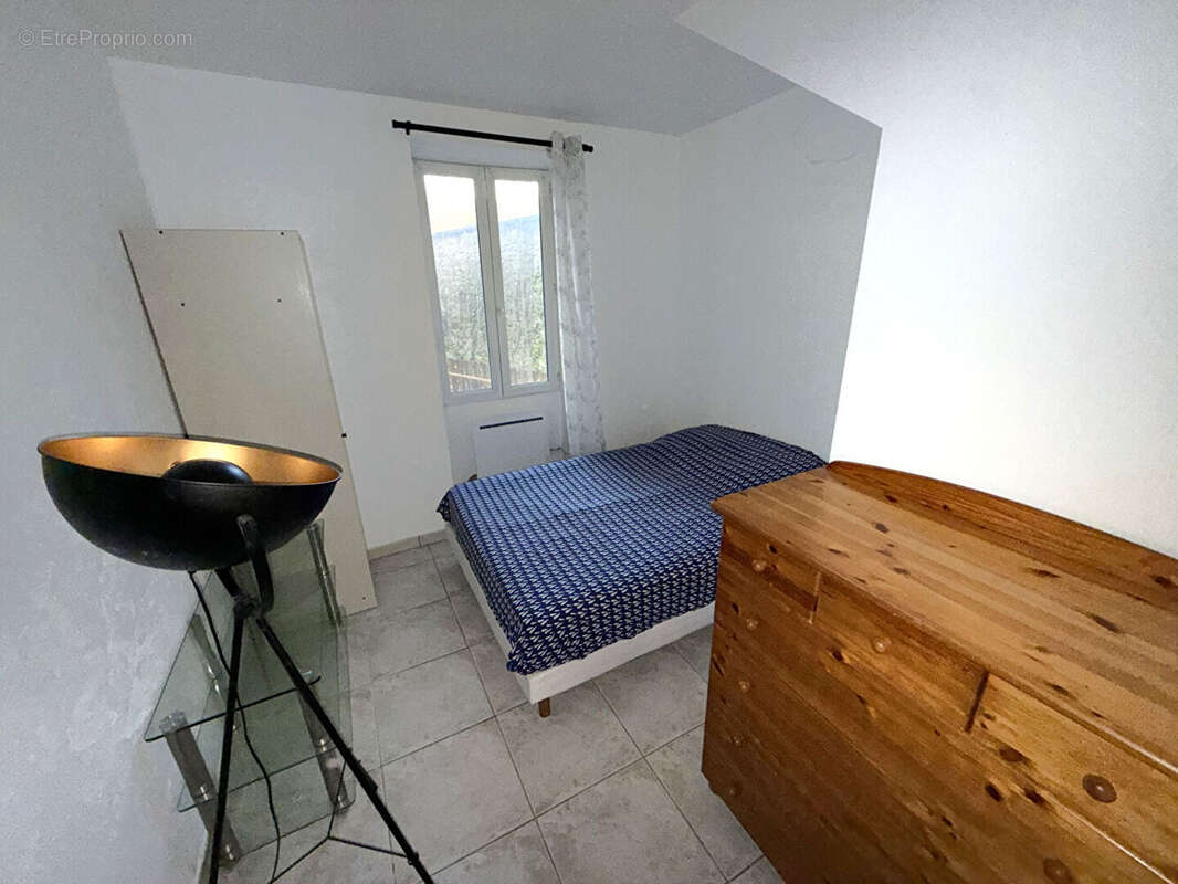 Appartement à FONTAINE-CHAALIS