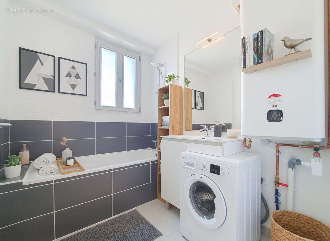 Appartement - 1 chambre - Duplex - Jardin - Stationnement - photo 13
