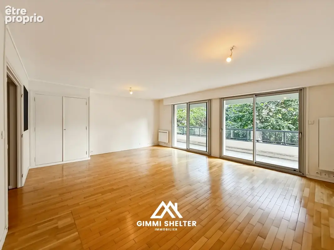 Appartement T3 de 84 m2 avec terrasse plein sud, cave et 2 places de parkings   Clermont-Ferrand - photo 3