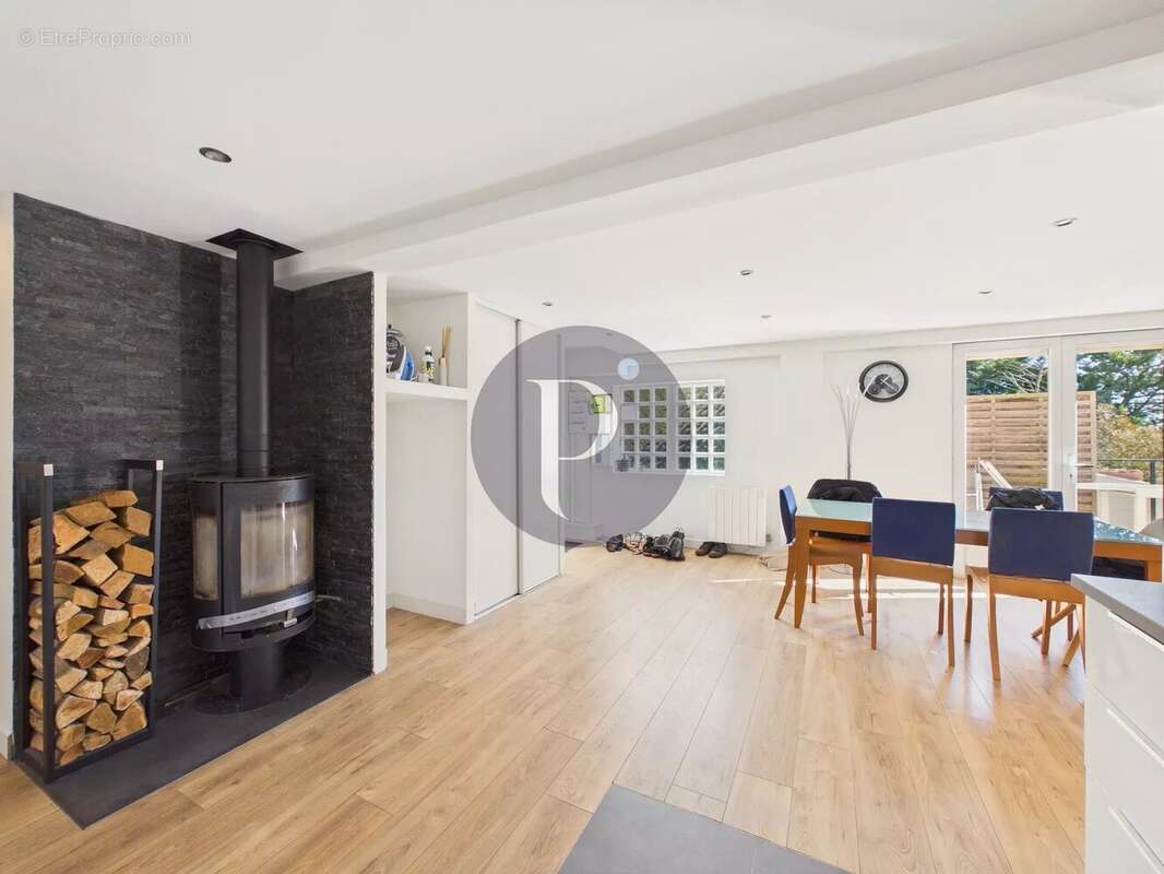 Appartement à FONTENAY-AUX-ROSES