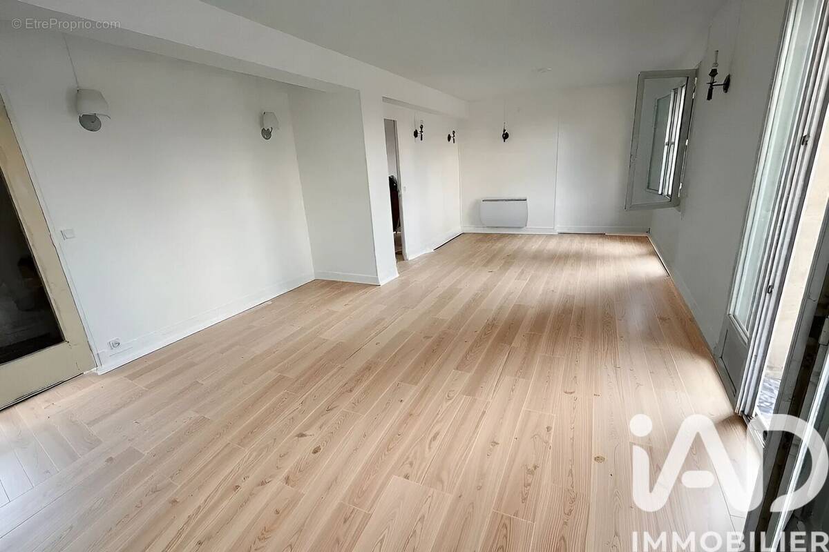 Photo 1 - Appartement à CHOISY-LE-ROI