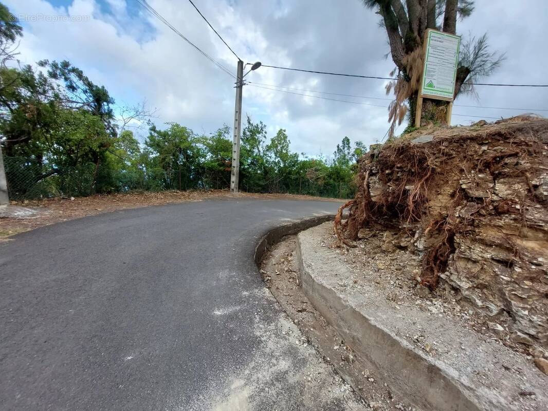 Terrain à SAINT-DENIS