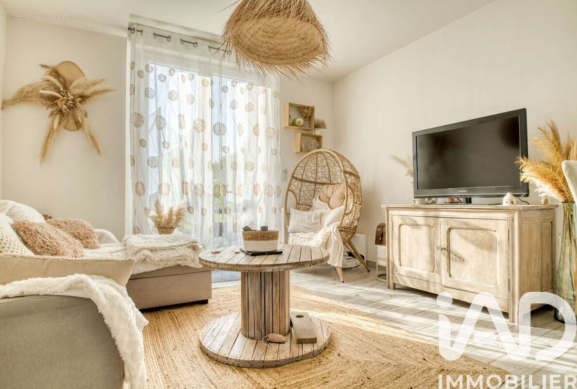 Photo 2 - Maison à GRANDFRESNOY