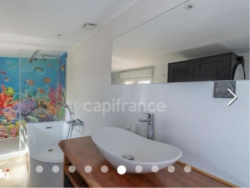 Appartement à MARSEILLE-6E