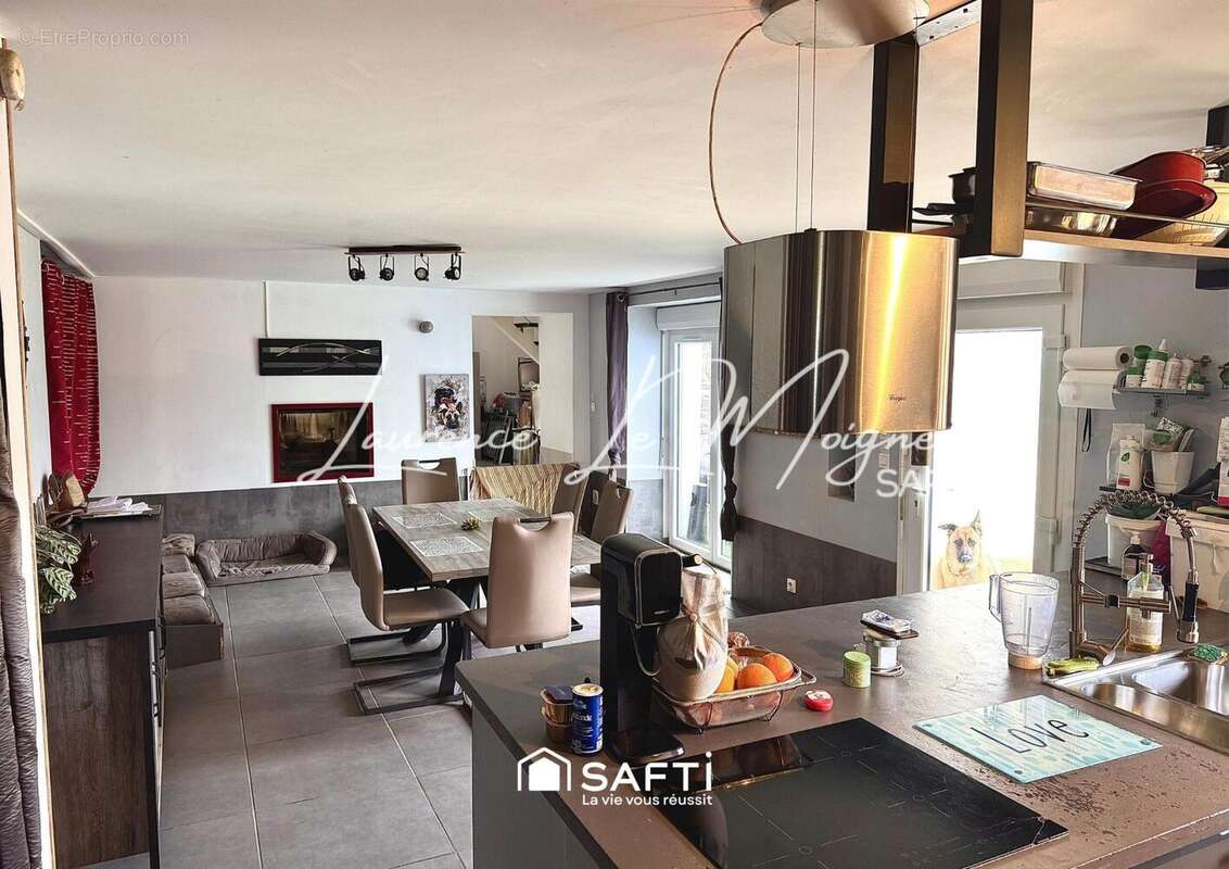Maison 148 m² à La Martyre  - photo 2