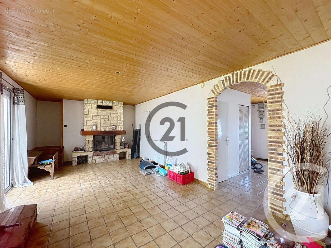 Maison à SAINT-AGNAN
