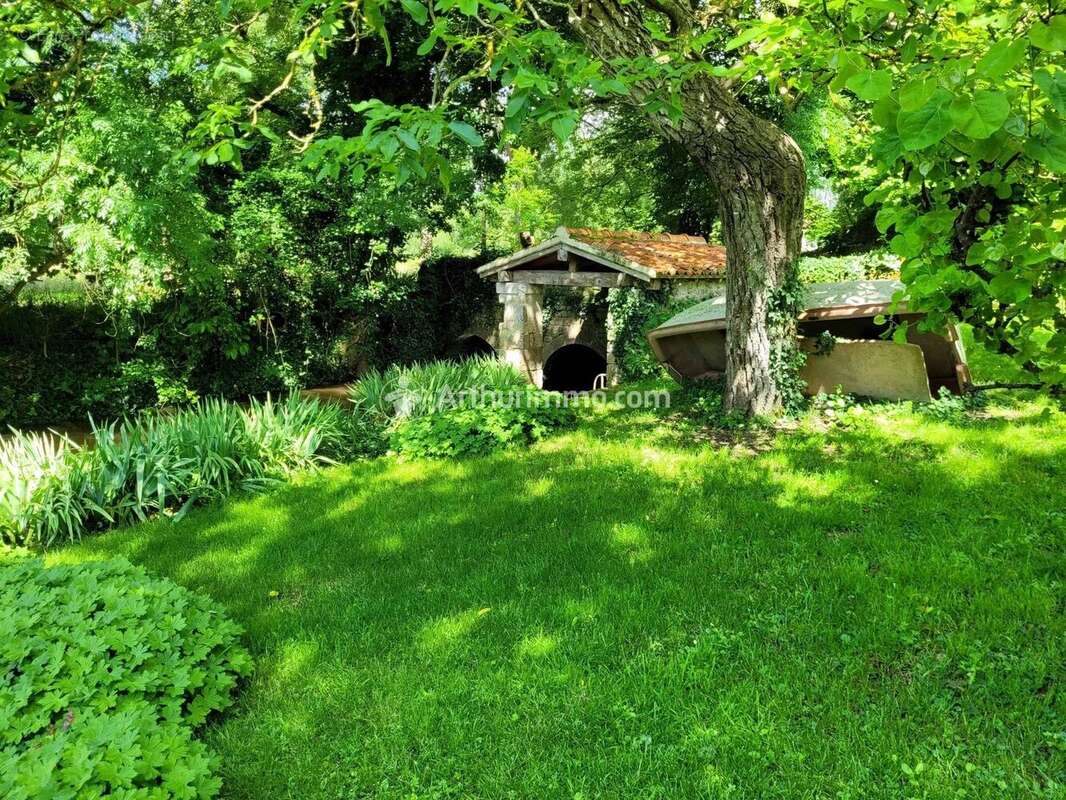 Maison à BLANZAY-SUR-BOUTONNE