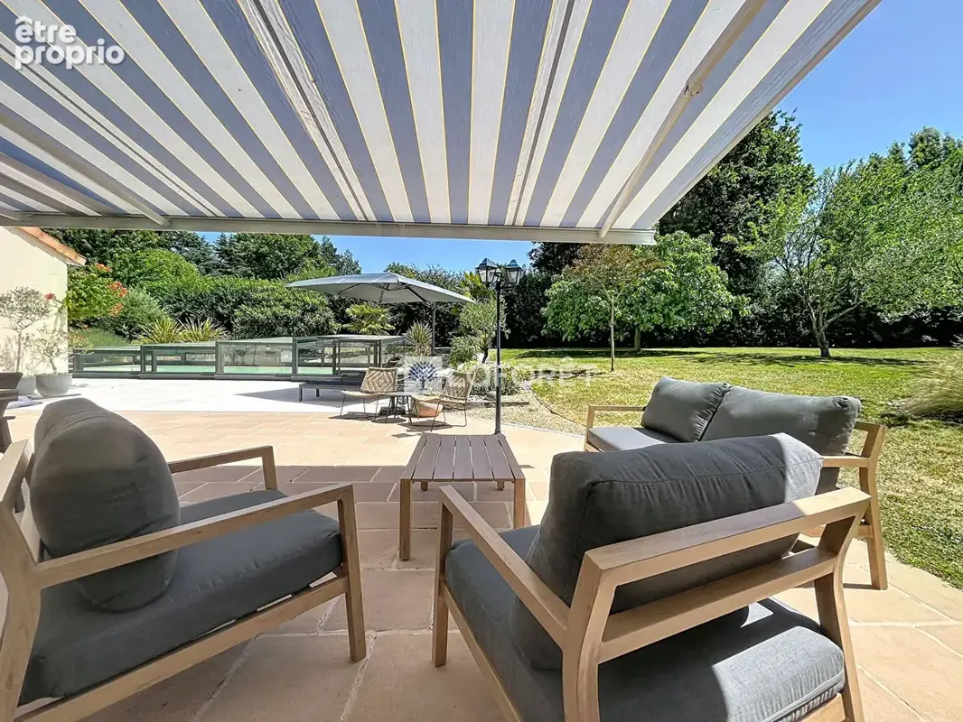 Maison piscine terrasse jardin garage double Pompaire 8 pièces 211 m2 - photo 17