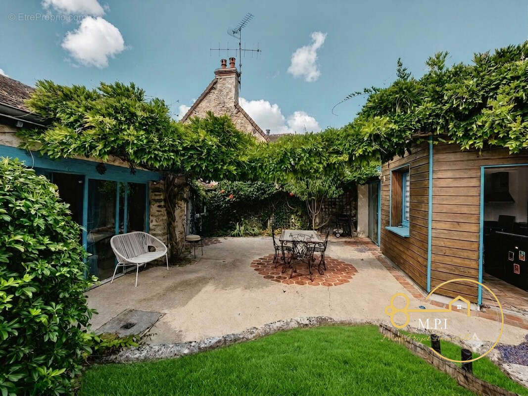 Maison 110 m² à Alencon  - photo 5