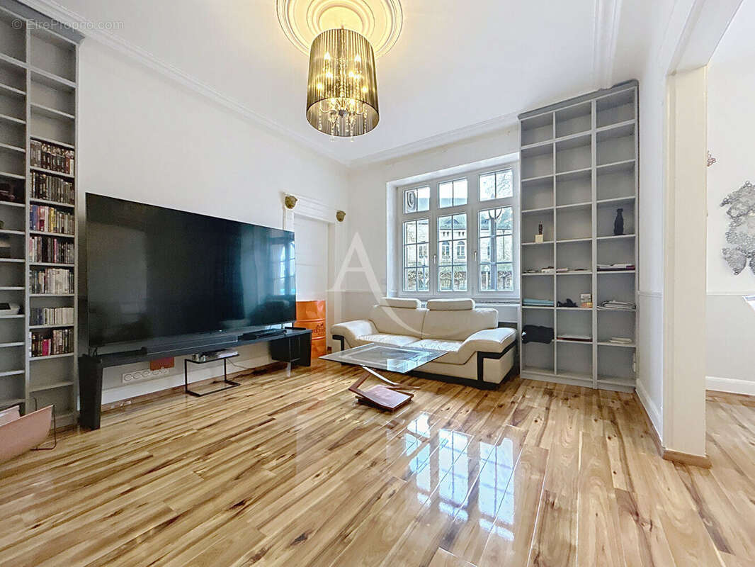 Appartement gare Metz 110m2 - 3 chambres - terrasse - cave - photo 2