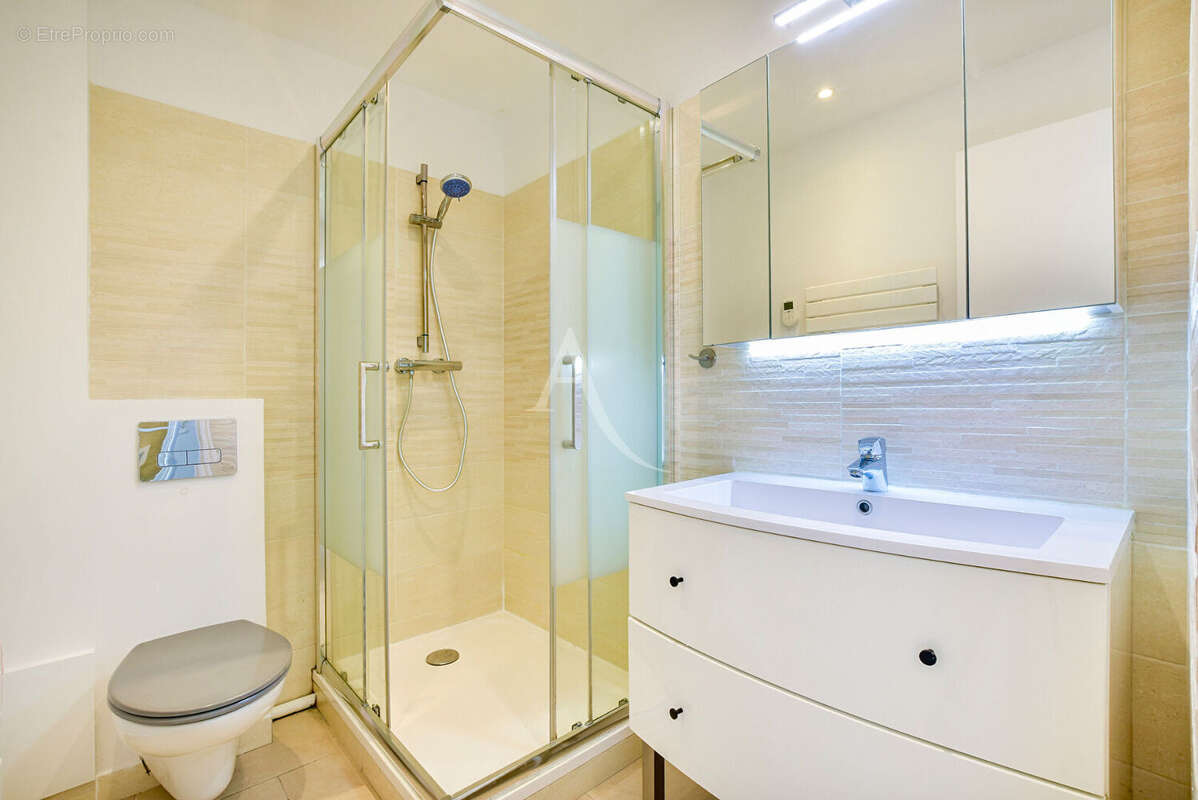 Appartement 2 pièces à vendre à Pontault-Combault, proche gare - photo 6