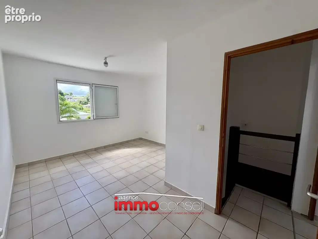 Appartement t2 duplex avec jardin plaisance - photo 8