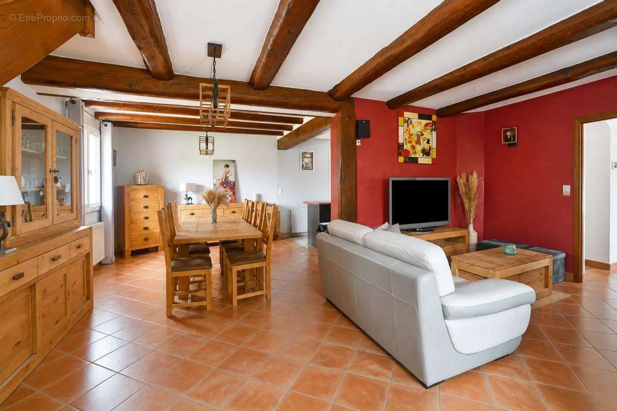 Maison avec piscine, 5 pièces, Saint-Hilaire-de-Brethmas - photo 13