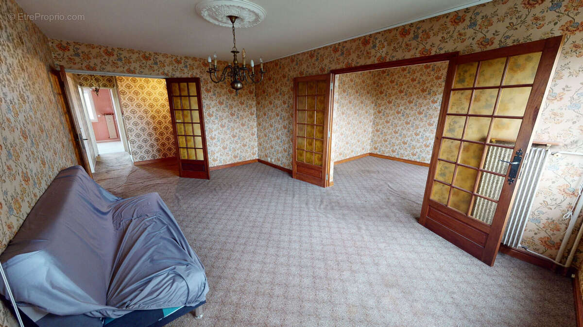 Appartement à MAINVILLIERS