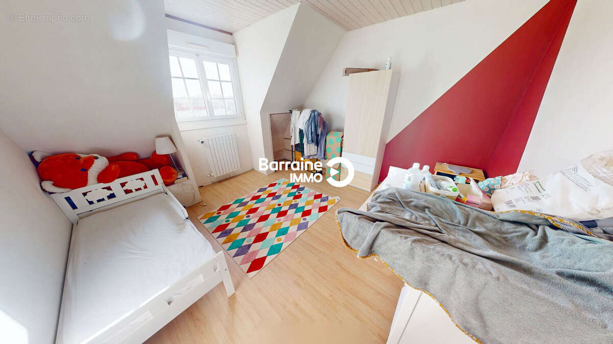 Maison à SAINT-THONAN