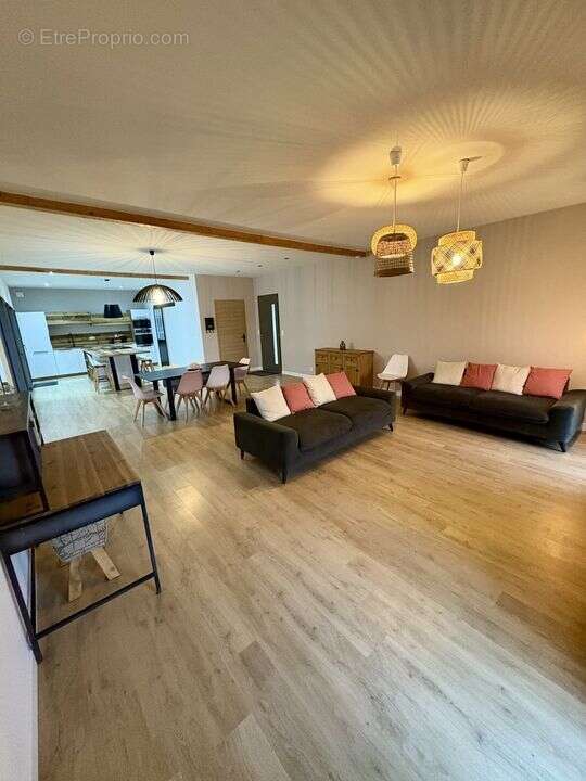 Maison à ROCHEFORT-DU-GARD