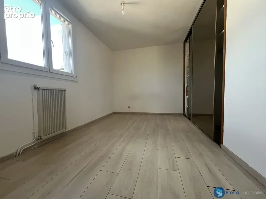 Toulon ouest - appartement t2 residence securisee - balcon - photo 9