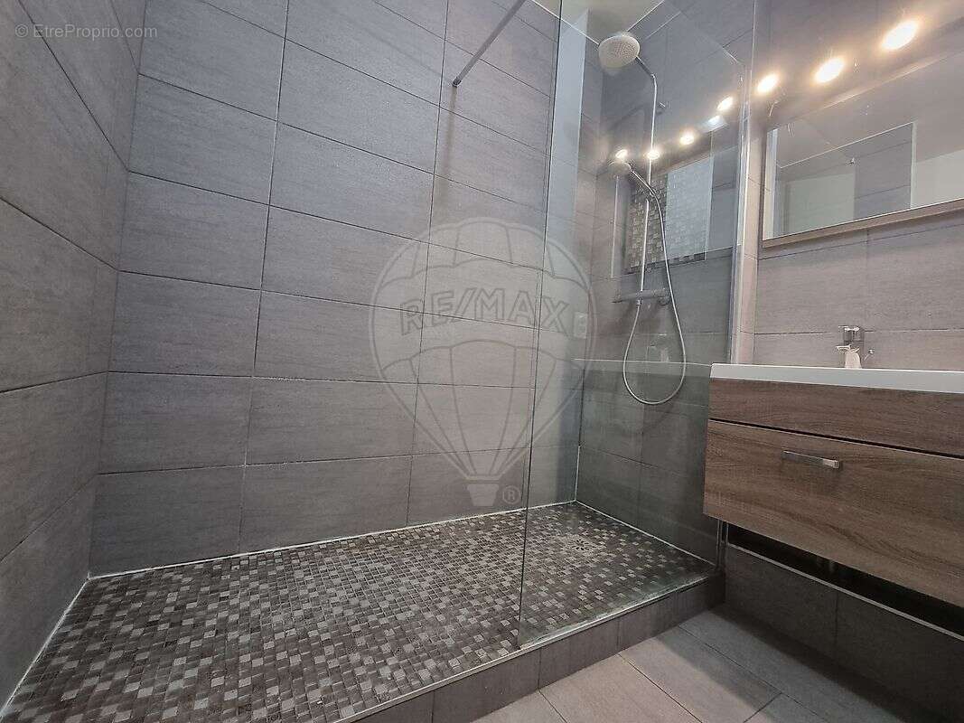 Appartement à NEUILLY-SUR-MARNE