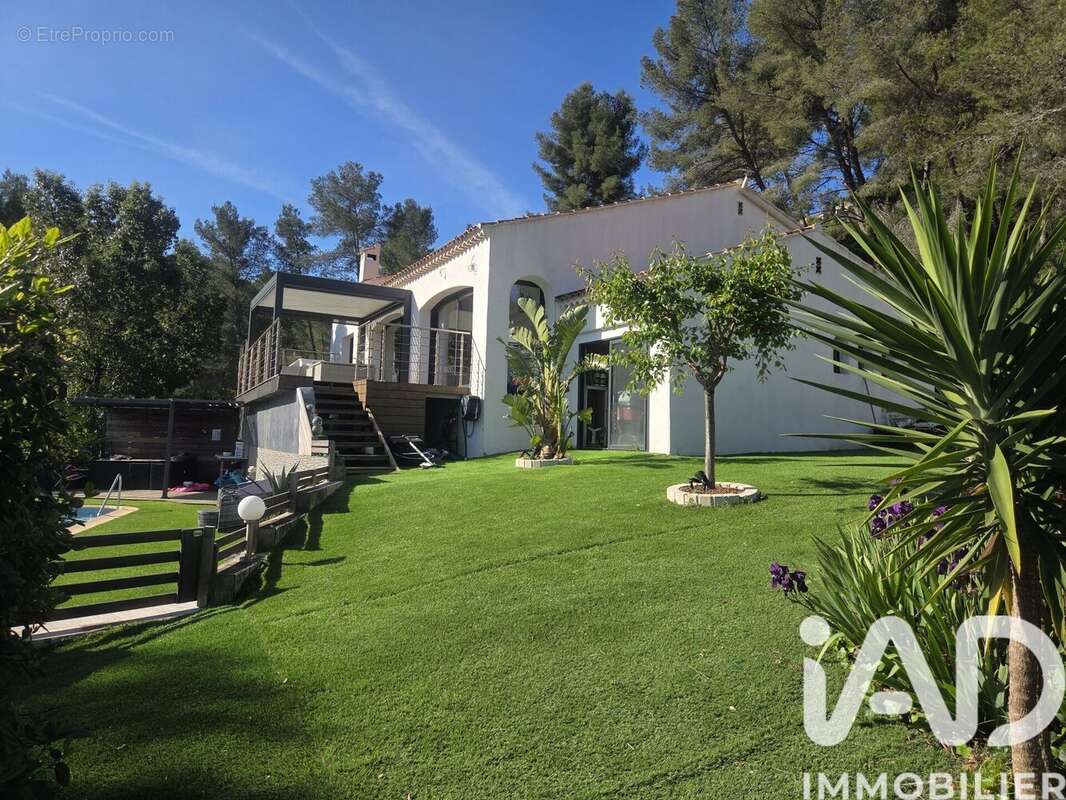 Photo 1 - Maison à HYERES