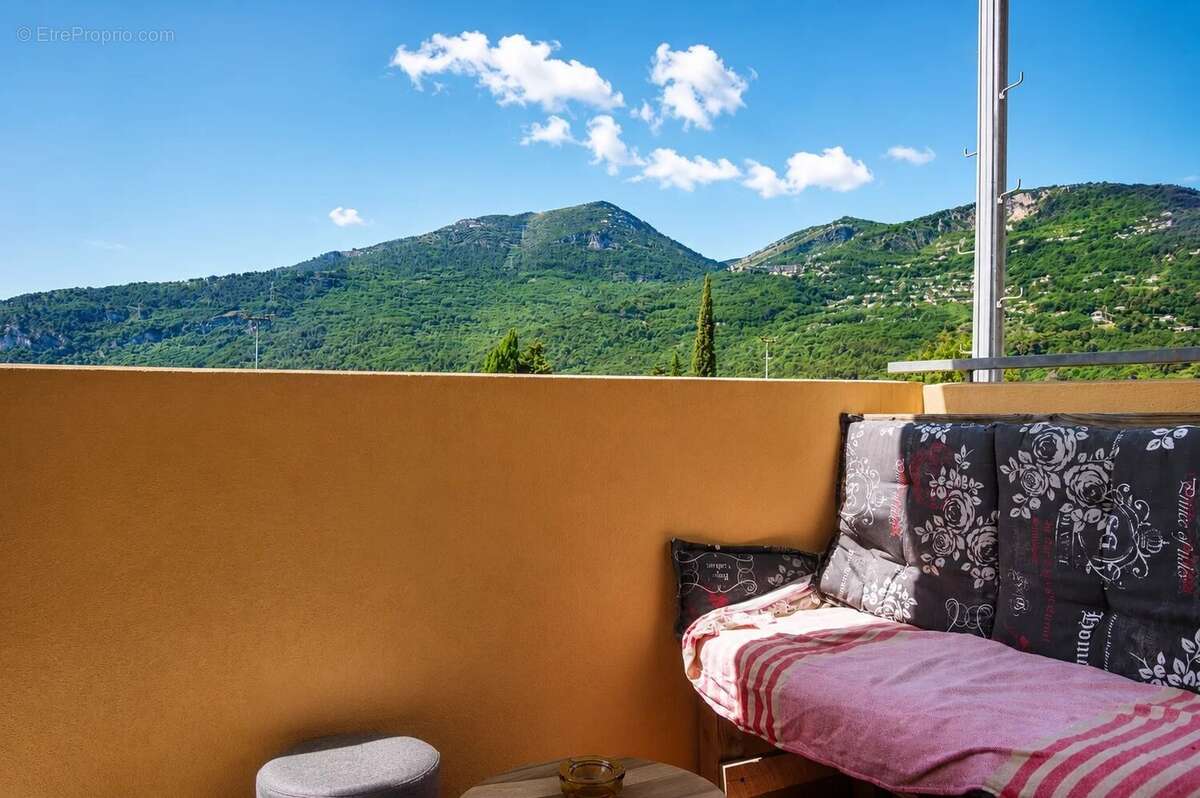 Appartement à SAINT-MARTIN-DU-VAR