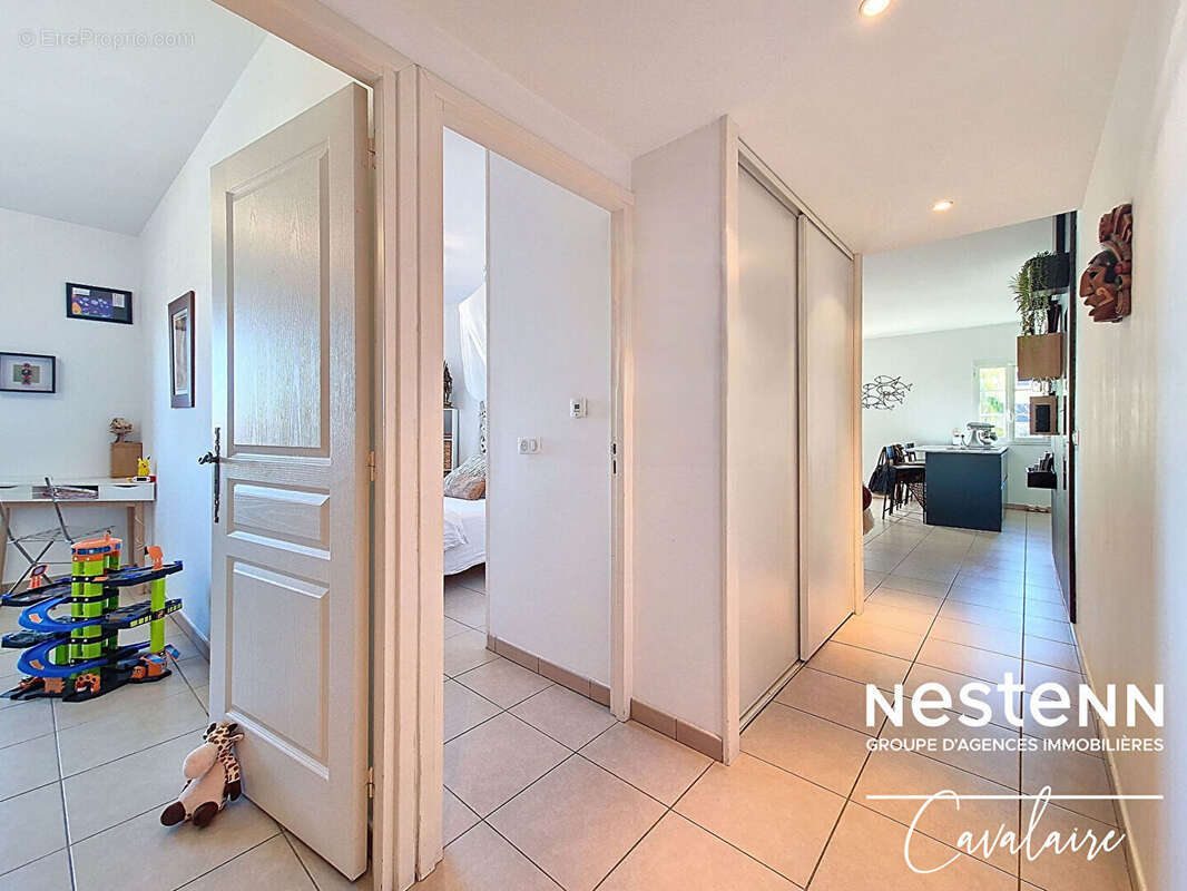 Appartement à LA CROIX-VALMER