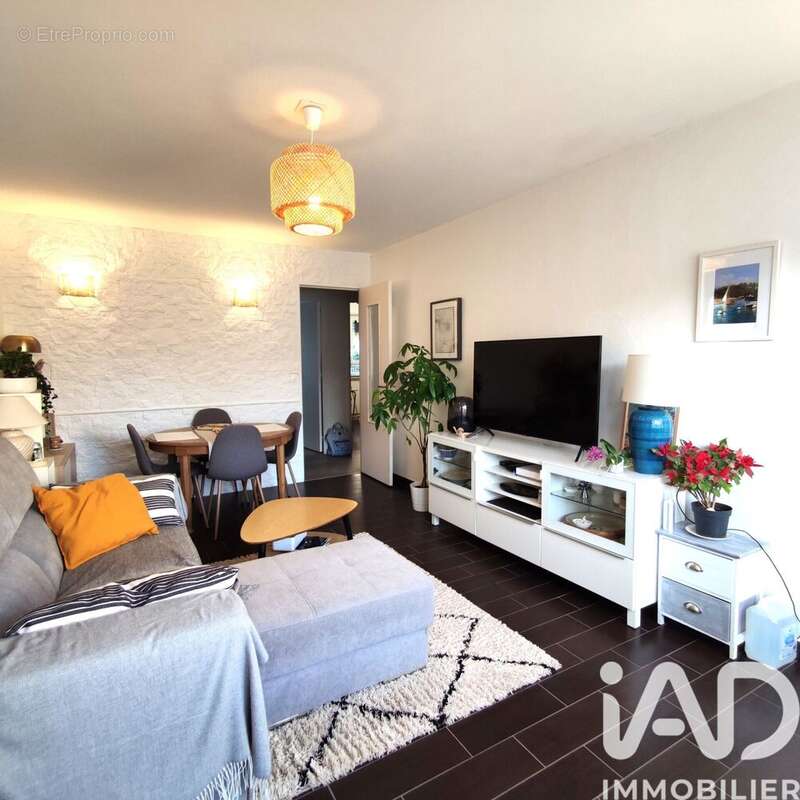 Photo 3 - Appartement à HEROUVILLE-SAINT-CLAIR