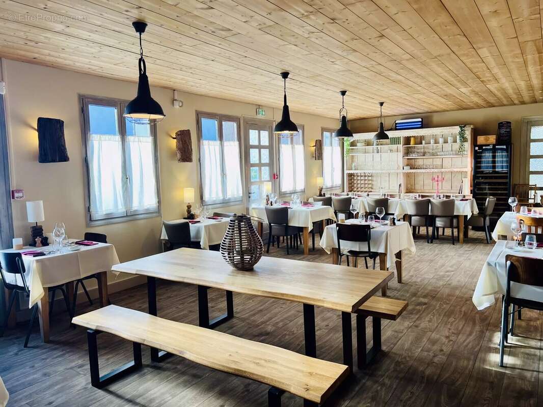 Hotel restaurant - photo 11