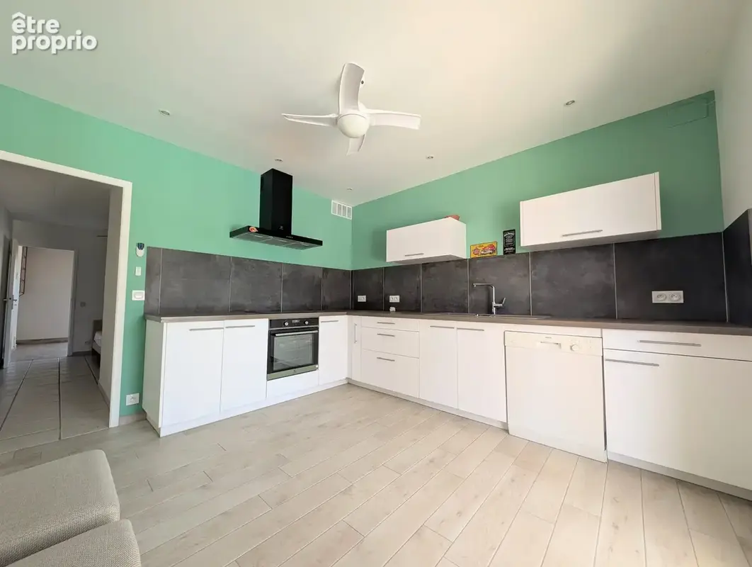 Rare sur le secteur ! Villa avec T2 indépendant, piscine, garage 60 m2 et revenus locatifs. - photo 12