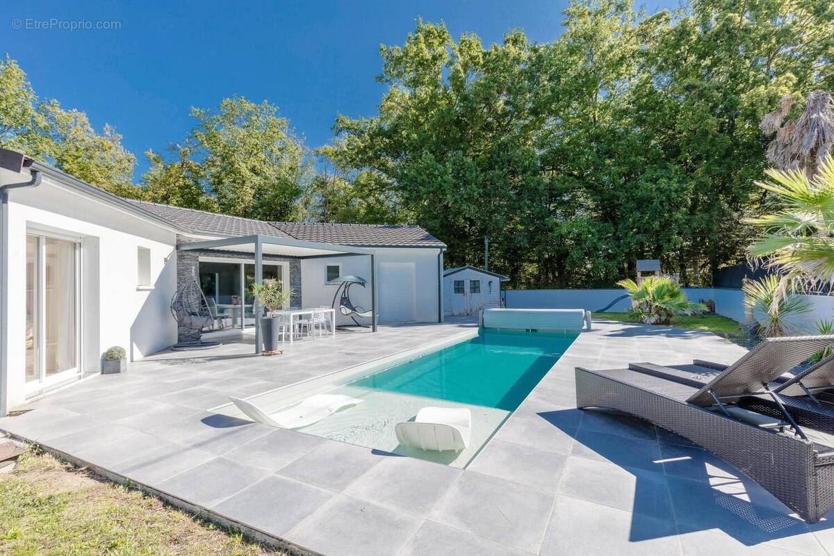 Photo 1 - Maison à BONNETAN