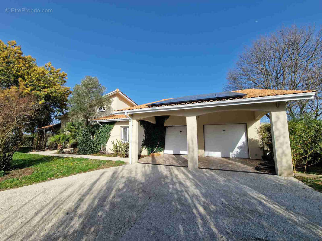 Maison à PLASSAC
