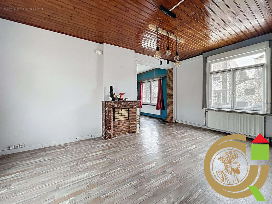 Maison à BEAURAINVILLE